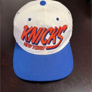 Vintage New York Knicks Side Wave by AJD Wool🔥🔥🔥💎💎💎